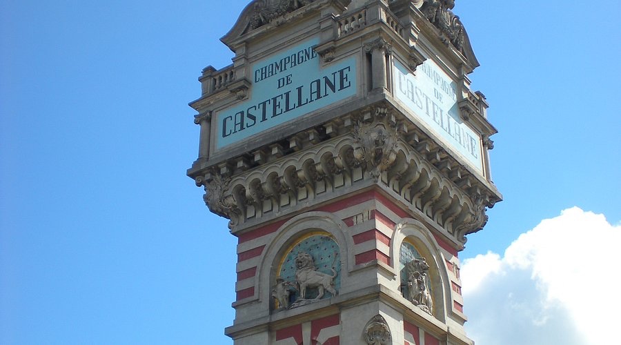 Tour de Castellane